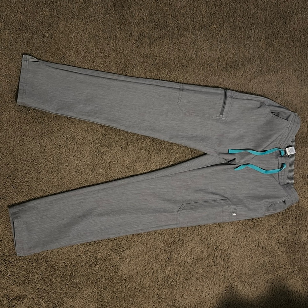 Figs Yola Skinny Scrub Pant